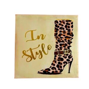 "In Style" Fashionable Canvas